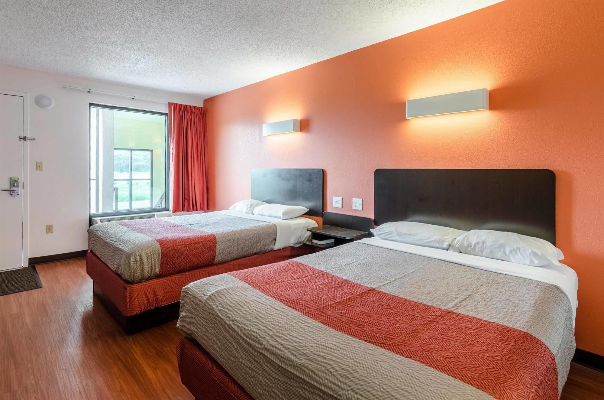 Motel 6-Lexington, Va Екстериор снимка