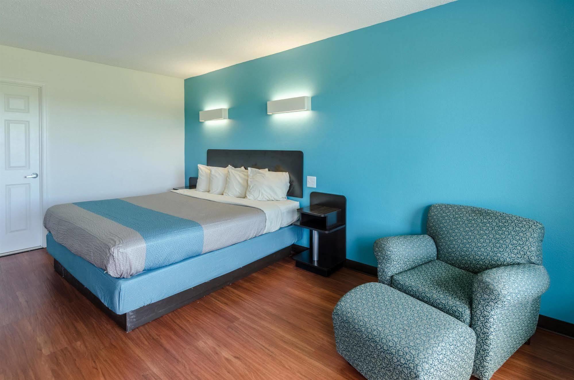 Motel 6-Lexington, Va Екстериор снимка