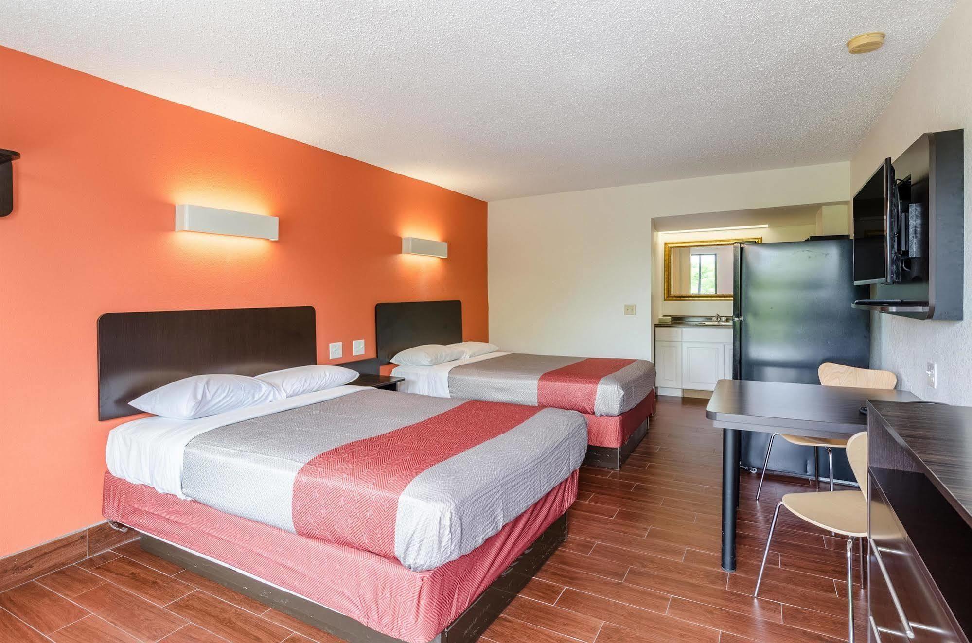Motel 6-Lexington, Va Екстериор снимка